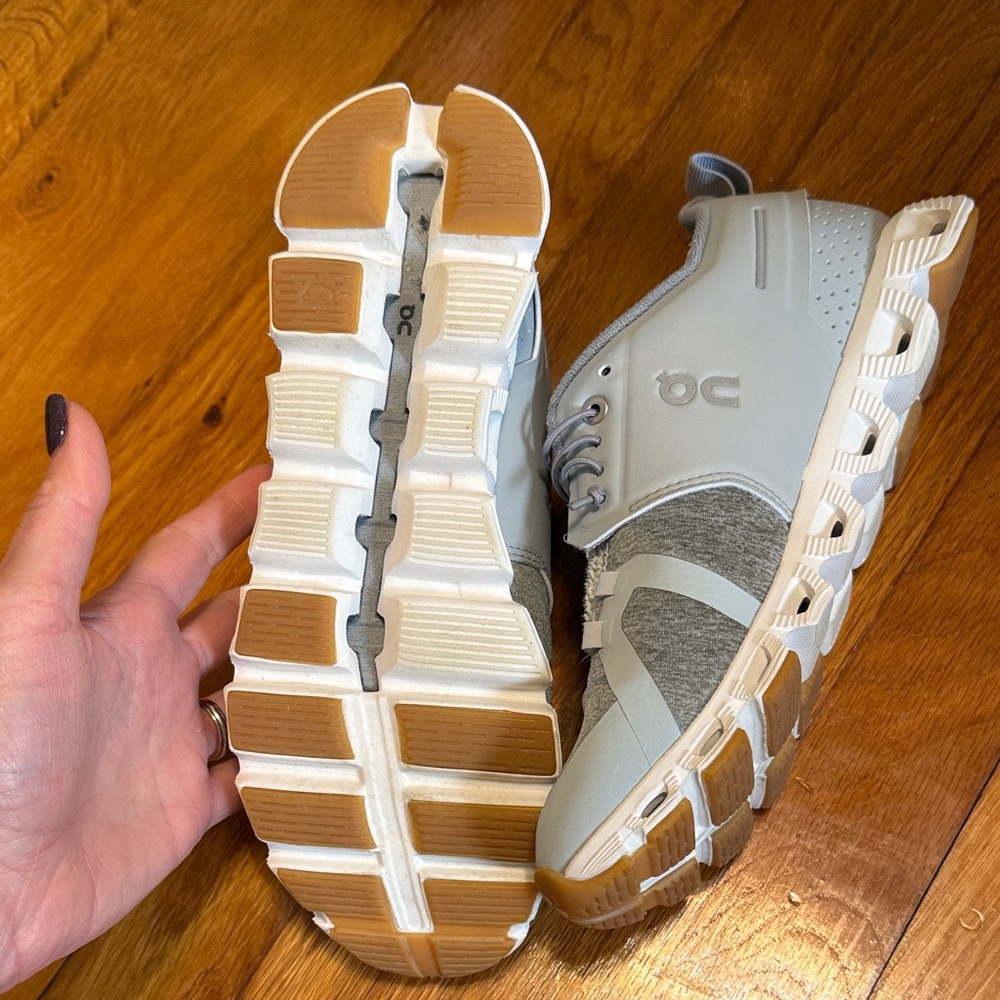 On Cloud Sneakers - image 2